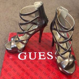 Guess size 5.5 heels.